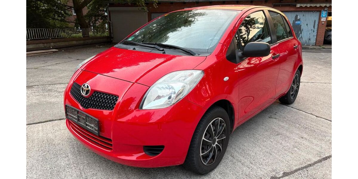 Toyota Yaris 72.500 km 3.400 &euro; Elmshorn 25335