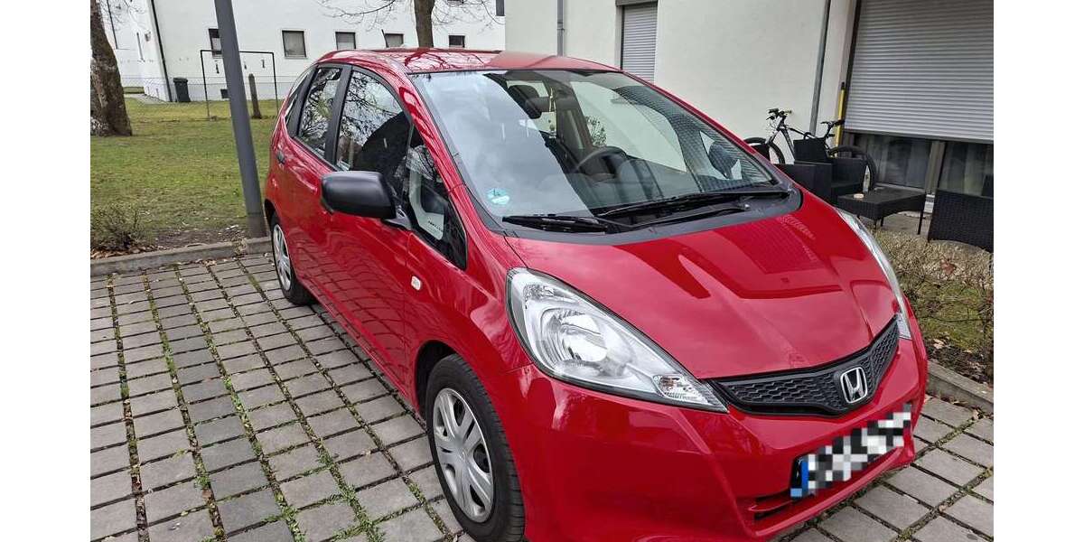 Honda Jazz 117.000 km 5.700 &euro; Germering 82110