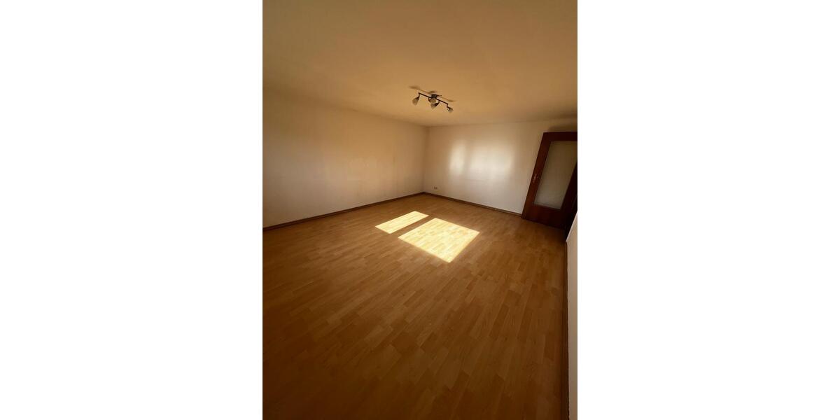 Etagenwohnung Heikendorf - 3 Zimmer, 72 m&sup2;, 885&euro; | Angebot:25418361