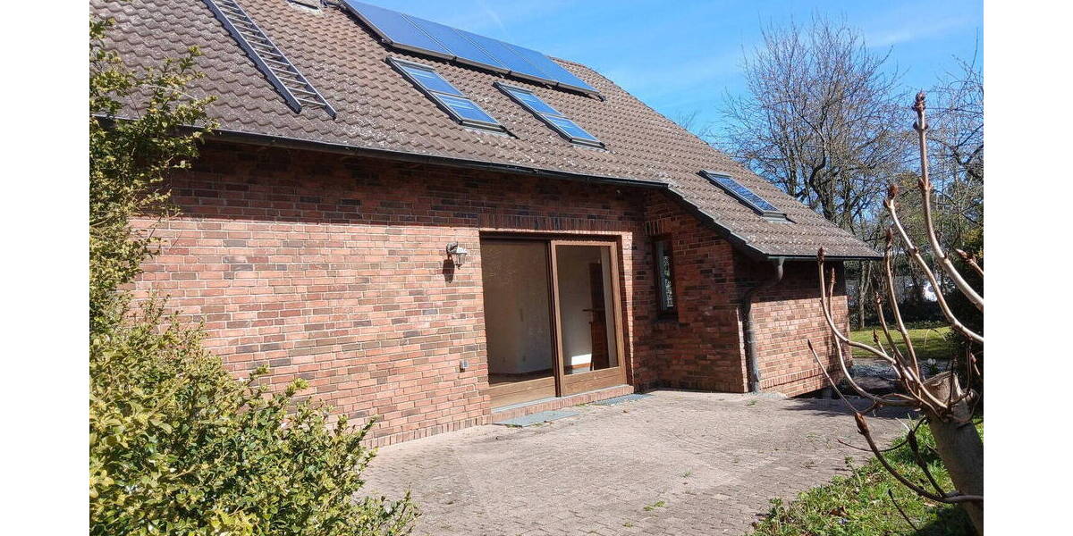 Einfamilienhaus Büdelsdorf - 6 Zimmer, 140 m&sup2;, 415.000&euro; | Angebot:26214890