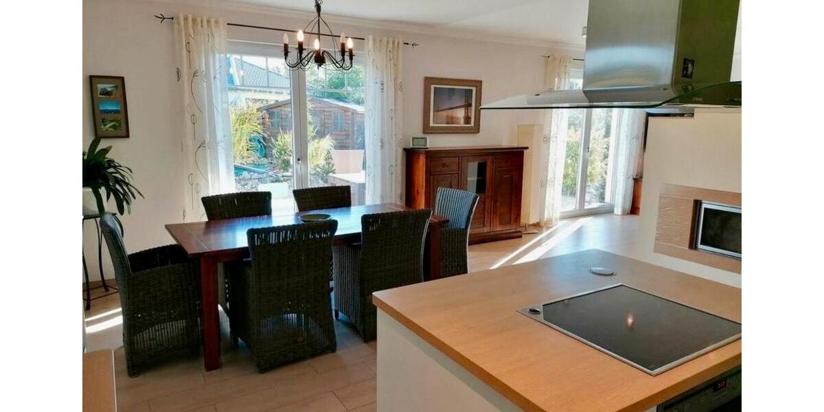 Einfamilienhaus Rastow - 6 Zimmer, 180 m&sup2;, 2.000&euro; | Angebot:25641665