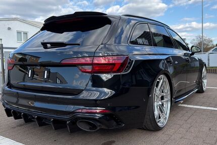 Audi RS4 91.000 km 53.000 &euro; Mörfelden-Walldorf 64546