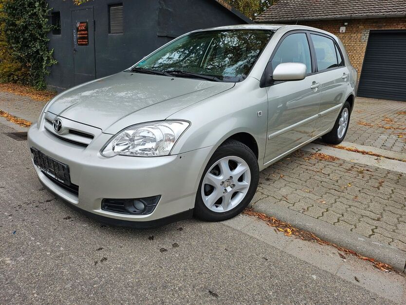 Toyota Corolla 150.000 km 2.999 € Speyer 67346