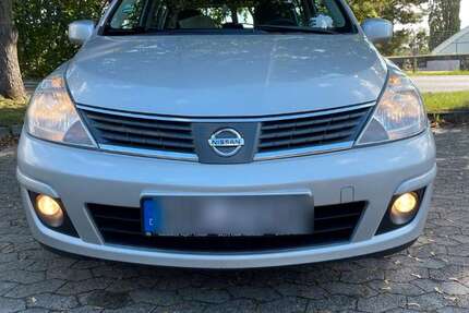 Nissan Tiida 173.000 km 2.400 &euro; Wolfsburg 38440