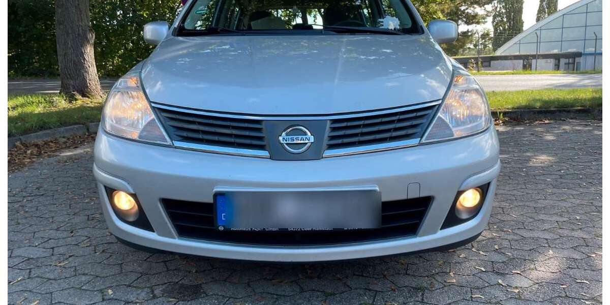 Nissan Tiida 173.000 km 2.400 &euro; Wolfsburg 38440