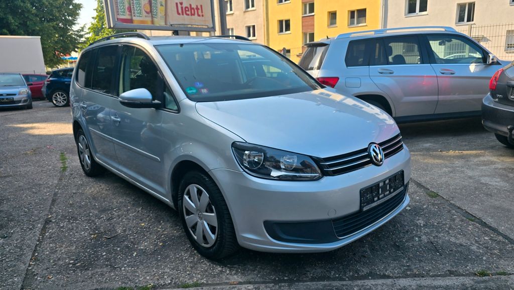 VW Touran 176.000 km 6.800 &euro; Essen 45144