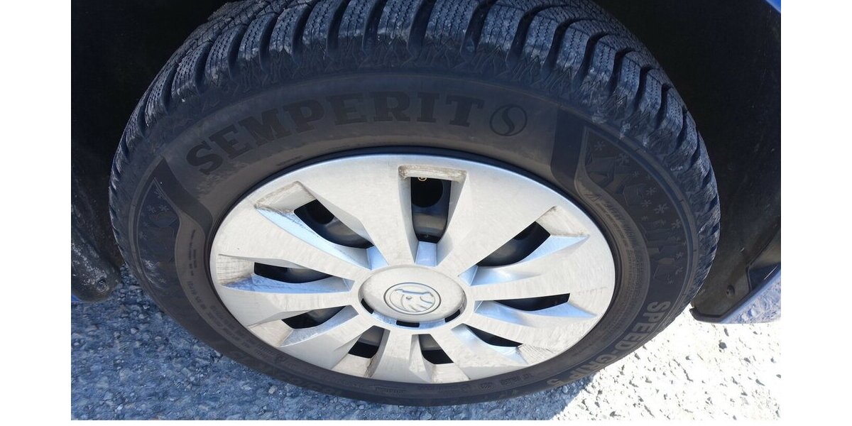 Skoda Fabia 1,0 Klima Sitzheizung Alu WR 1. Hand 25.100 km 14.950 &euro; Neumarkt/OPf 92318