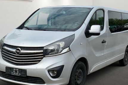 Opel Vivaro 205.233 km 8.999 € Brehna 06796
