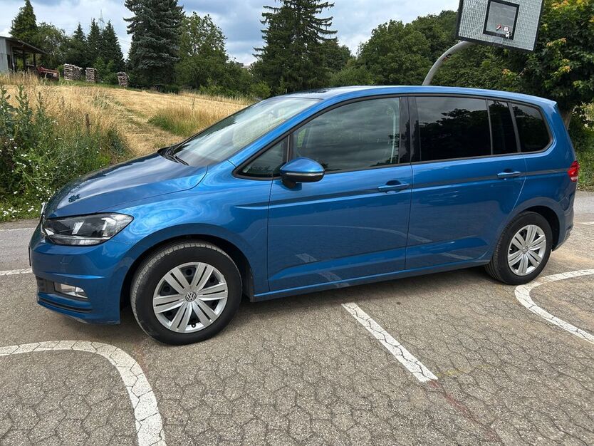 VW Touran 92.900 km 12.500 € Andernach 56626