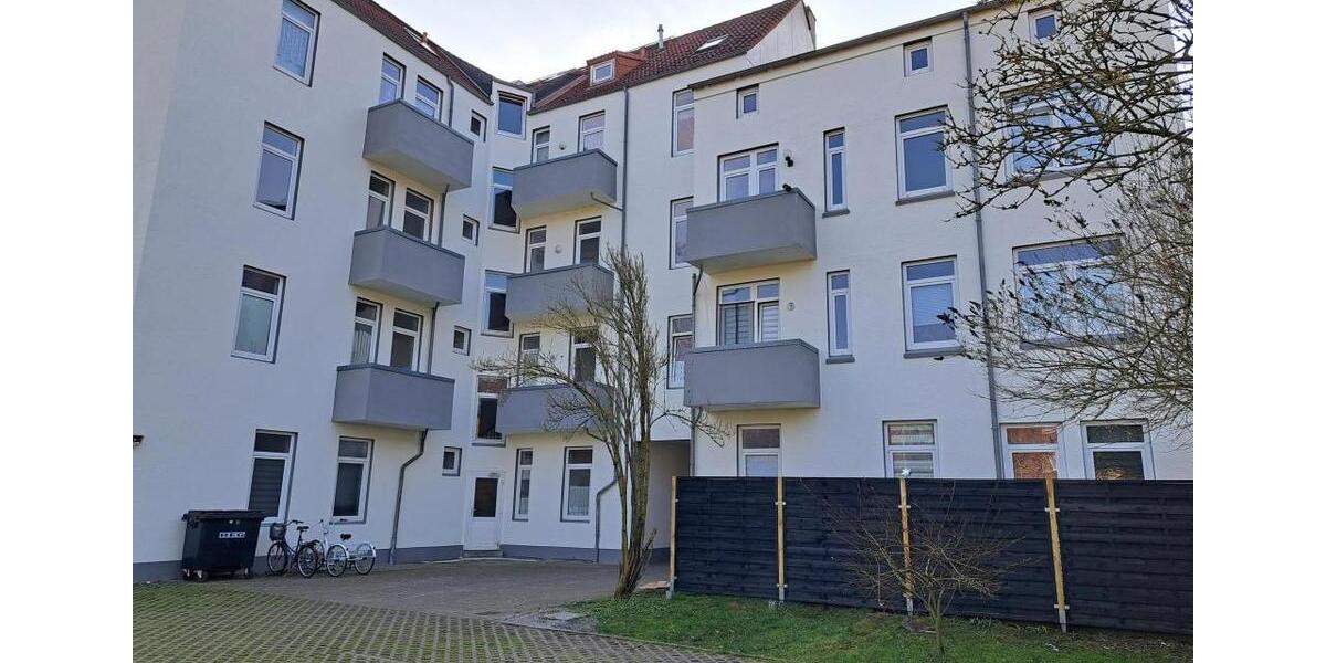 Dachgeschoßwohnung Bremerhaven Mitte - 1 Zimmer, 41 m&sup2;, 279&euro; | Angebot:26285759