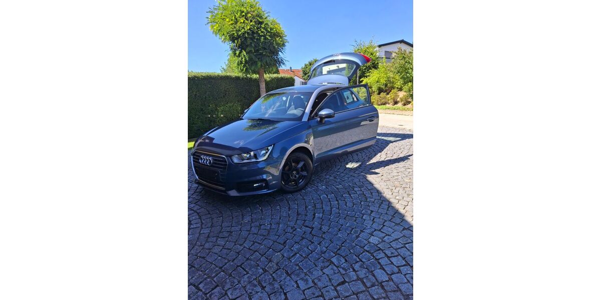 Audi A1 112.000 km 8.499 &euro; Tittling 94104