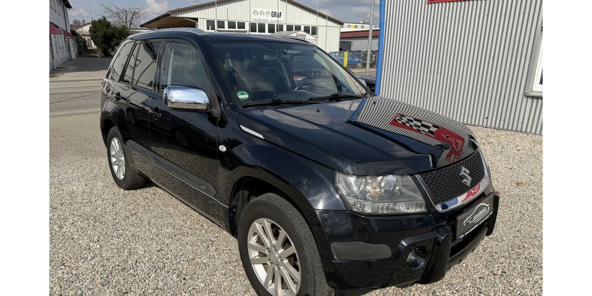 Suzuki Grand Vitara 2.0i Club Navi SHZ AHK 159.600 km 3.590 &euro; Altdorf 84032