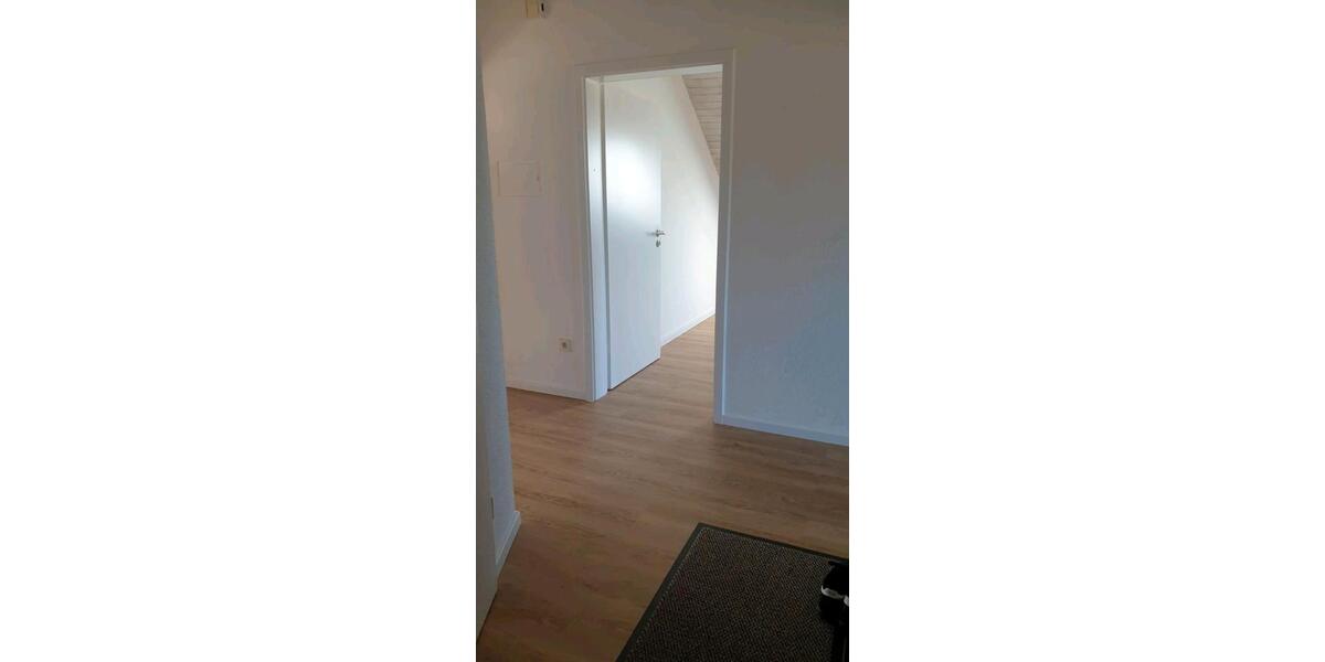 Dachgeschoßwohnung Lüneburg - 2 Zimmer, 75 m&sup2;, 900&euro; | Angebot:25722209