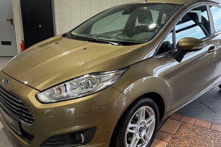 Ford Fiesta 59.000 km 8.990 &euro; Ayl 54441