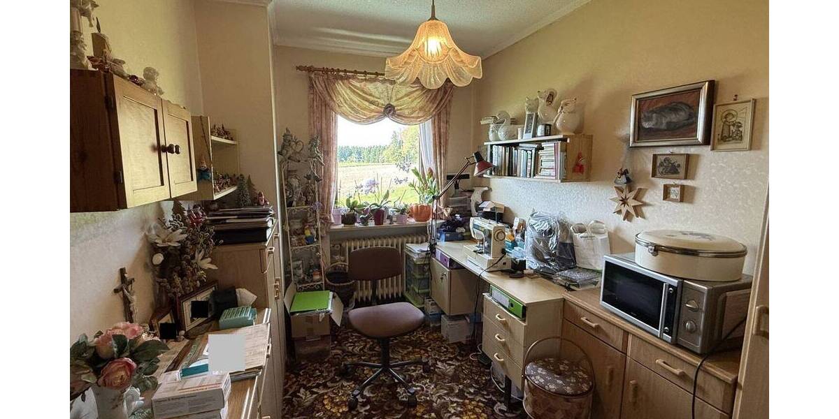 Einfamilienhaus Simbach am Inn / Kirchberg Simbach - 8 Zimmer, 215 m&sup2;, 320.000&euro; | Angebot:26817265