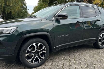 Jeep Compass 14.579 km 21.990 € Willebadessen 34439