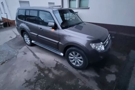 Mitsubishi Pajero 175.000 km 15.500 &euro; Grafenau 71120