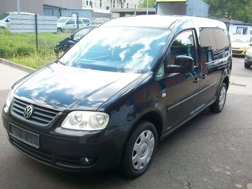 VW Caddy 419.200 km 6.900 € Berlin 12347