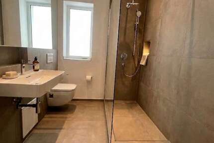 Wohnung Stuttgart Stuttgart-Ost - 3 Zimmer, 93 m&sup2;, 1.545&euro; | Angebot:27104786