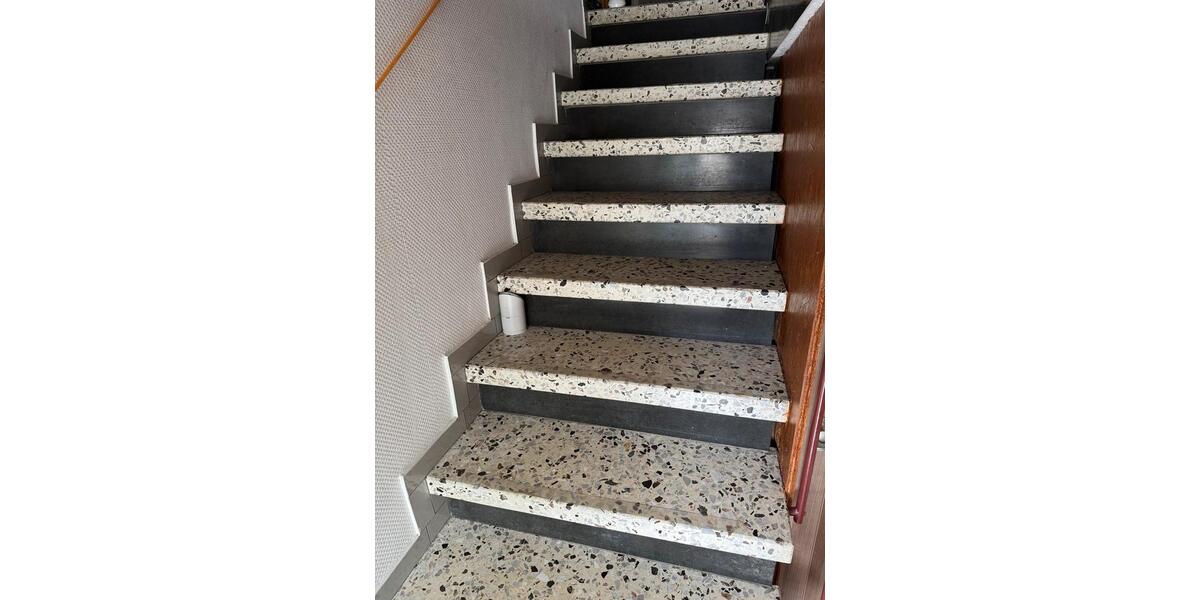 Mehrfamilienhaus, Wohnhaus Künzelsau - 9 Zimmer, 200 m&sup2;, 259.000&euro; | Angebot:26185425