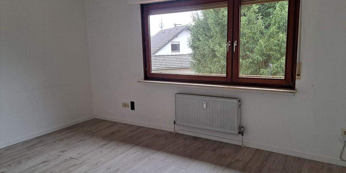 Etagenwohnung Kürten - 5 Zimmer, 170 m&sup2;, 1.360&euro; | Angebot:24780635