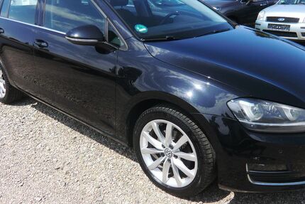 VW Golf 140.000 km 10.500 &euro; Oberkirch 77704