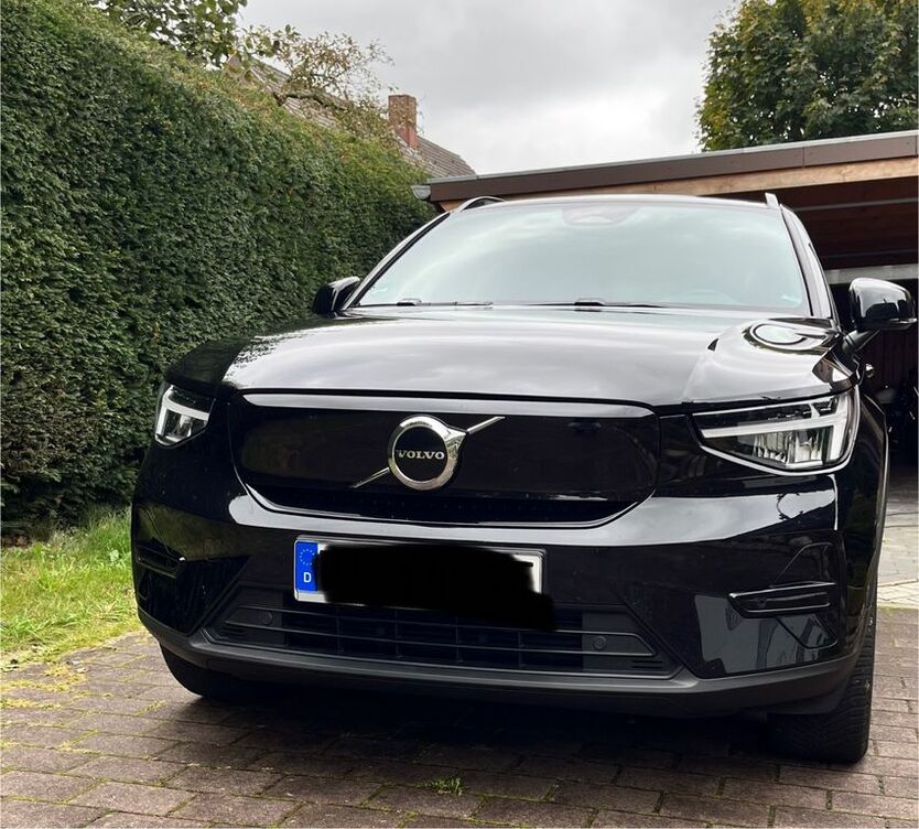 Volvo XC40 46.688 km 28.400 € Brande-Hörnerkirchen 25364