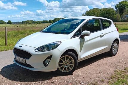 Ford Fiesta 69.000 km 8.200 &euro; Schleswig 24837