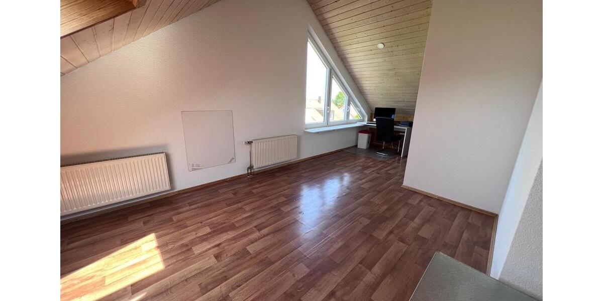 Reihenhaus Heilbronn Frankenbach - 6 Zimmer, 170 m&sup2;, 2.500&euro; | Angebot:25425049