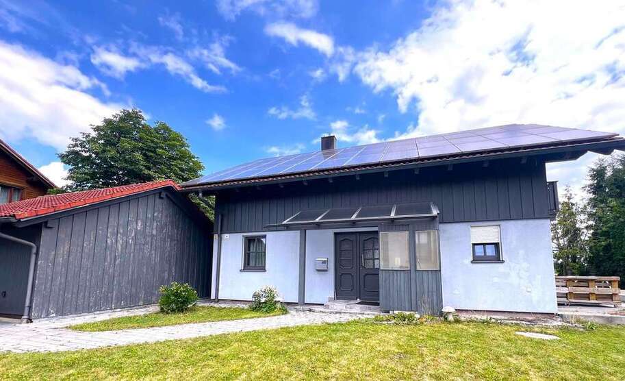 Haus zum Kaufen in Massing 489.000 € 133 m²