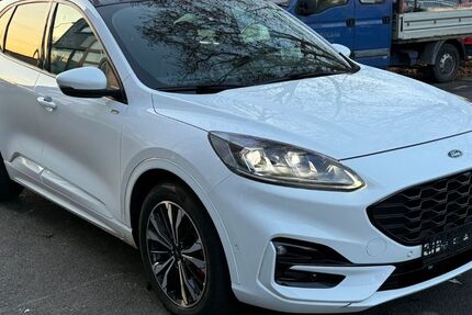 Ford Kuga 95.000 km 18.999 &euro; Wiesbaden 65203