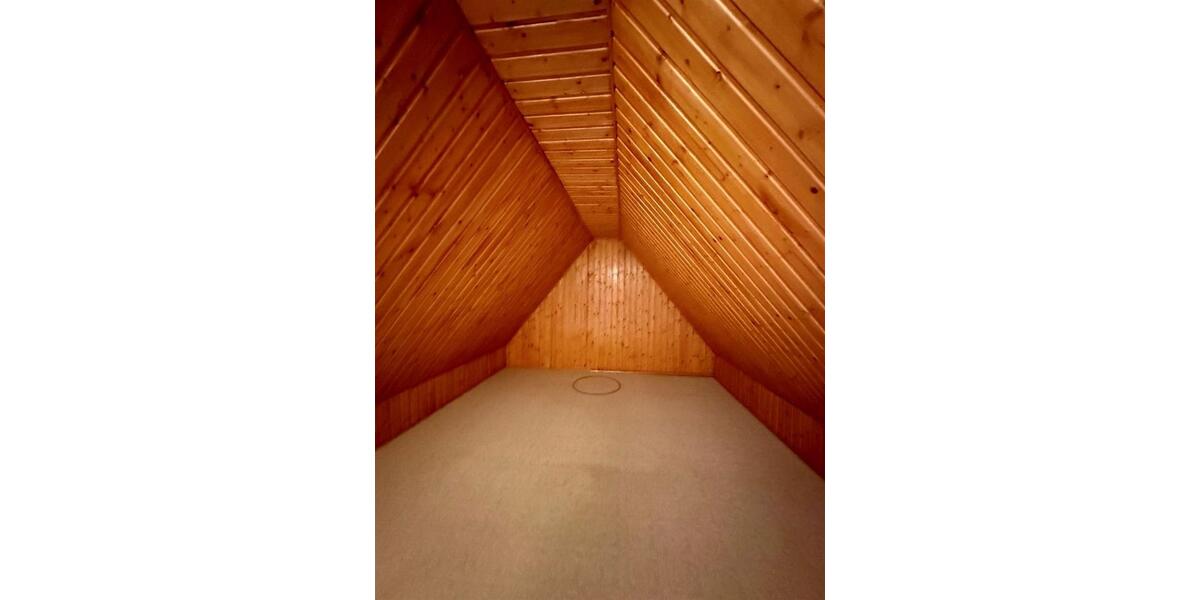 Dachgeschoßwohnung in beliebter Wohnlage von Hagenow, zentrumsnah 2 zimmer