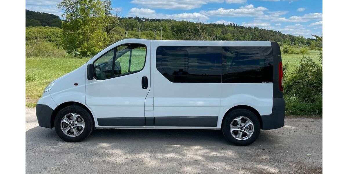 Opel Vivaro 153.750 km 8.650 &euro; Flachslanden 91604
