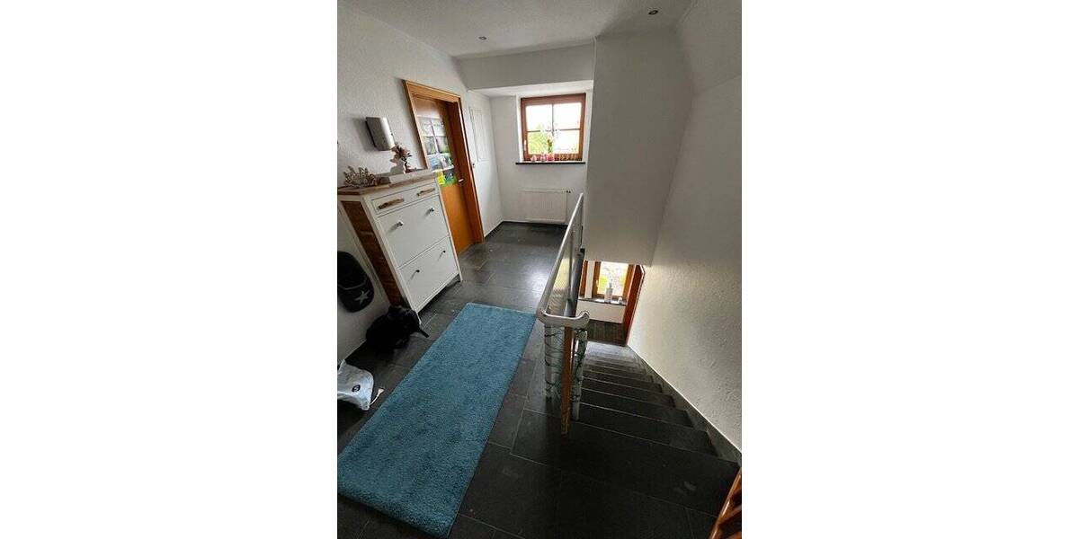 Mehrfamilienhaus, Wohnhaus Anröchte Berge - 8 Zimmer, 250 m&sup2;, 310.000&euro; | Angebot:24035112