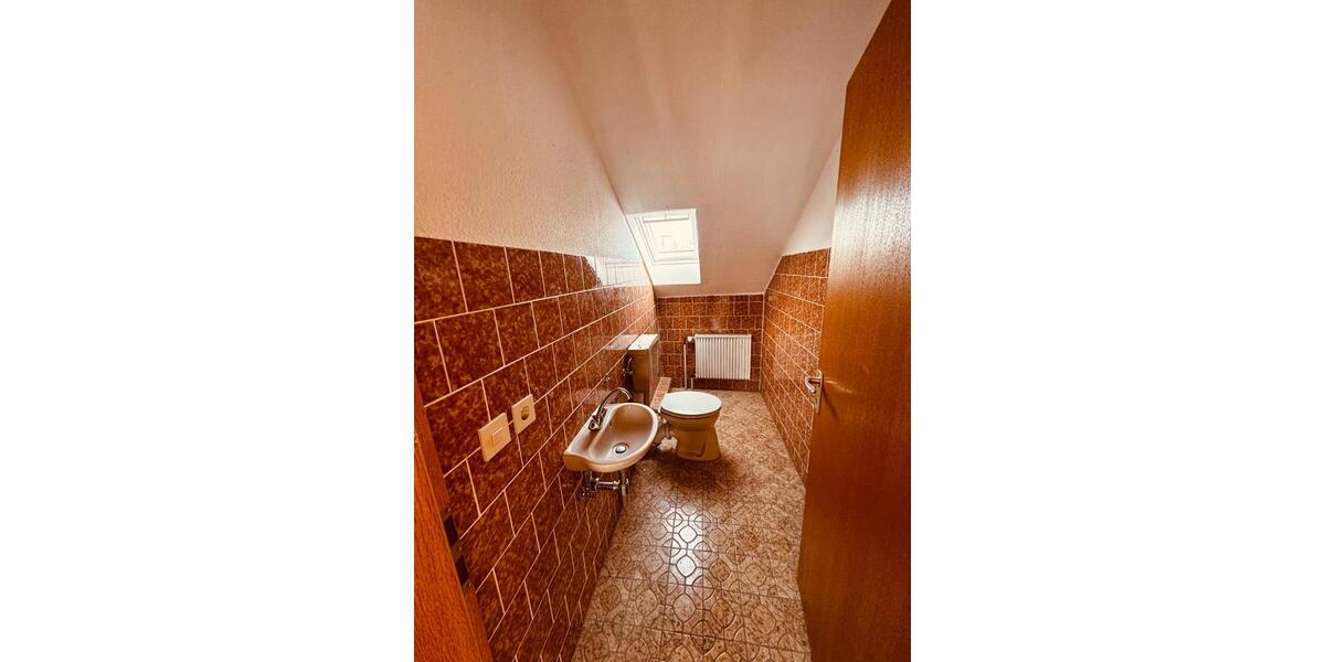 Einfamilienhaus Büdingen - 8 Zimmer, 178 m&sup2;, 395.000&euro; | Angebot:26612295