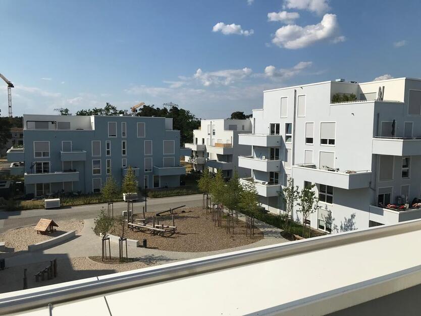 3-Zimmer-PenthouseWohnung: Mieten und auf Ihrer Dachterrasse frühstücken!