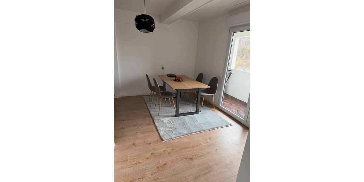 Dachgeschoßwohnung Rüthen - 3 Zimmer, 88 m&sup2;, 550&euro; | Angebot:26326066
