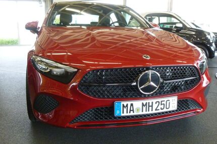 Mercedes-Benz A 250 4.300 km 38.490 € Viernheim 68519