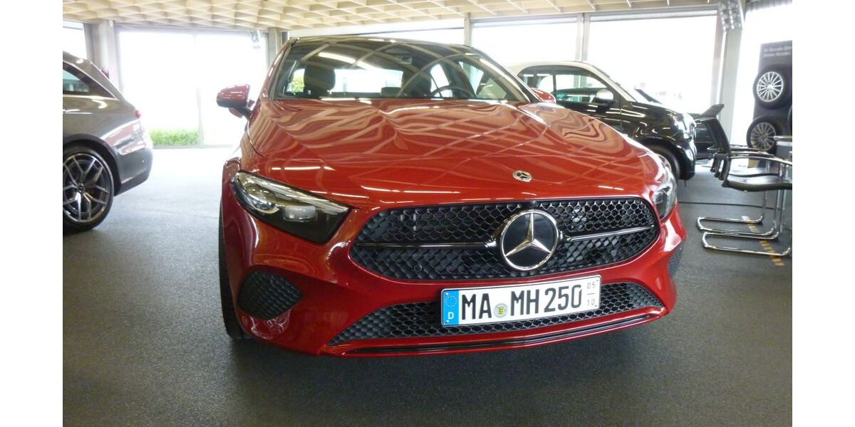 Mercedes-Benz A 250 4.300 km 38.490 € Viernheim 68519
