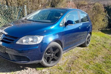 VW Golf 162.500 km 2.690 &euro; Arnstein-Heugrumbach 97450