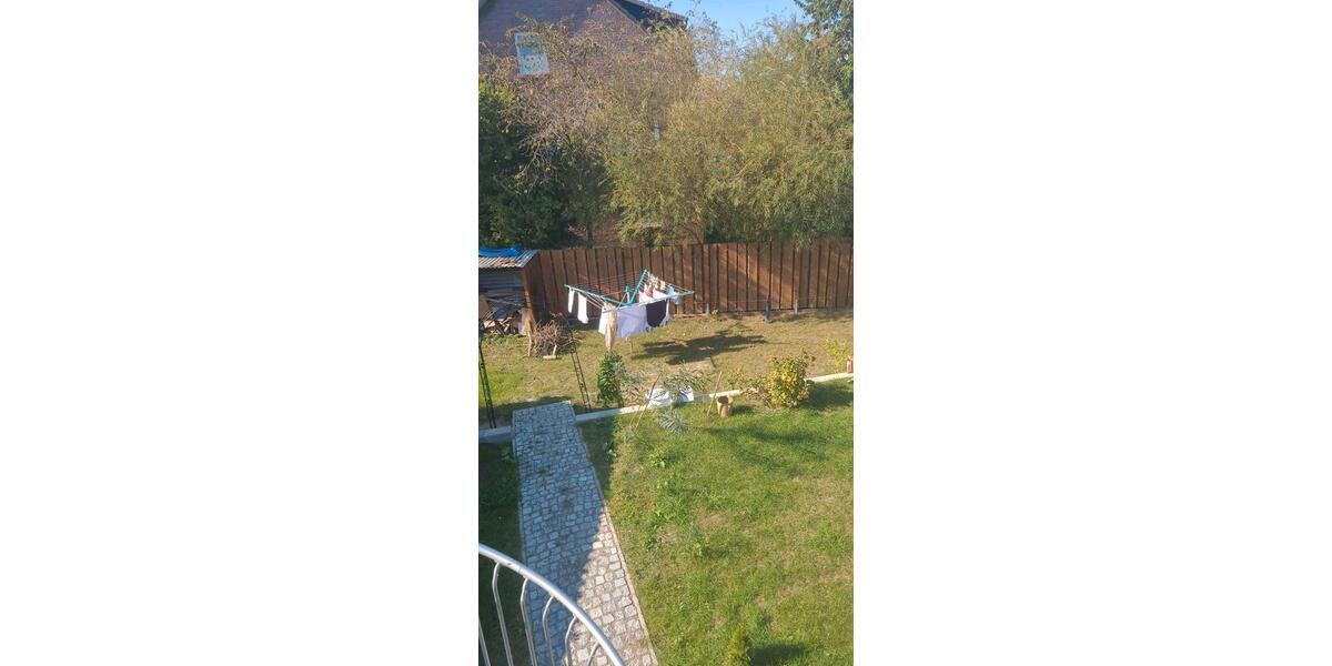 Wohnheinheit im Haus... WG, Familien und Handwerker 4 zimmer