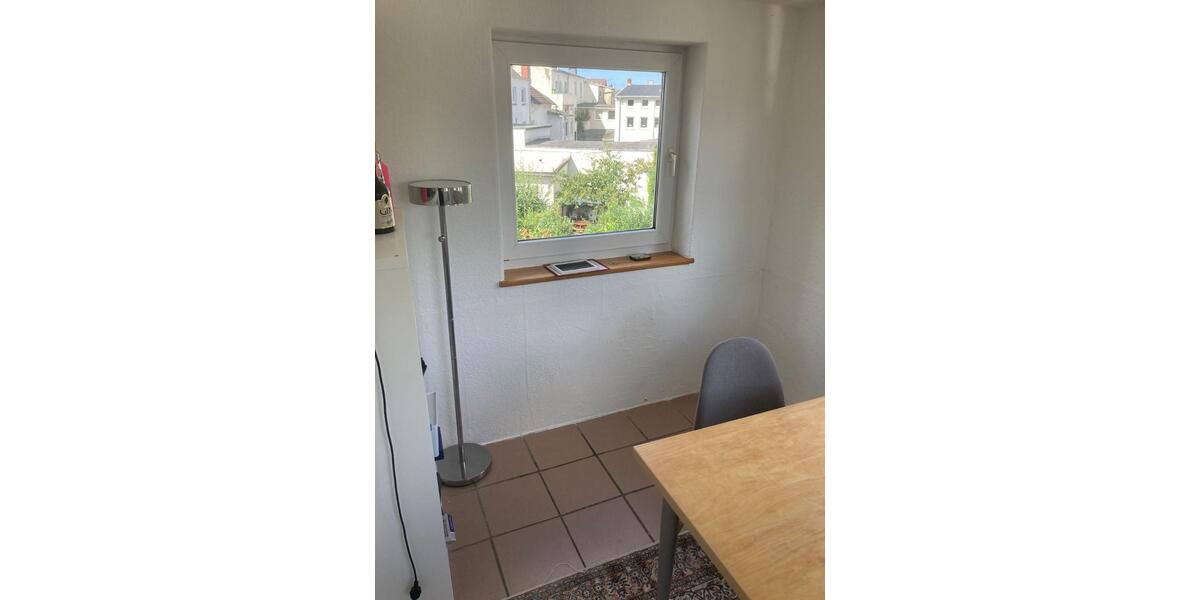 Dachgeschoßwohnung Kiel Elmschenhagen - 5 Zimmer, 105 m&sup2;, 297&euro; | Angebot:25308216