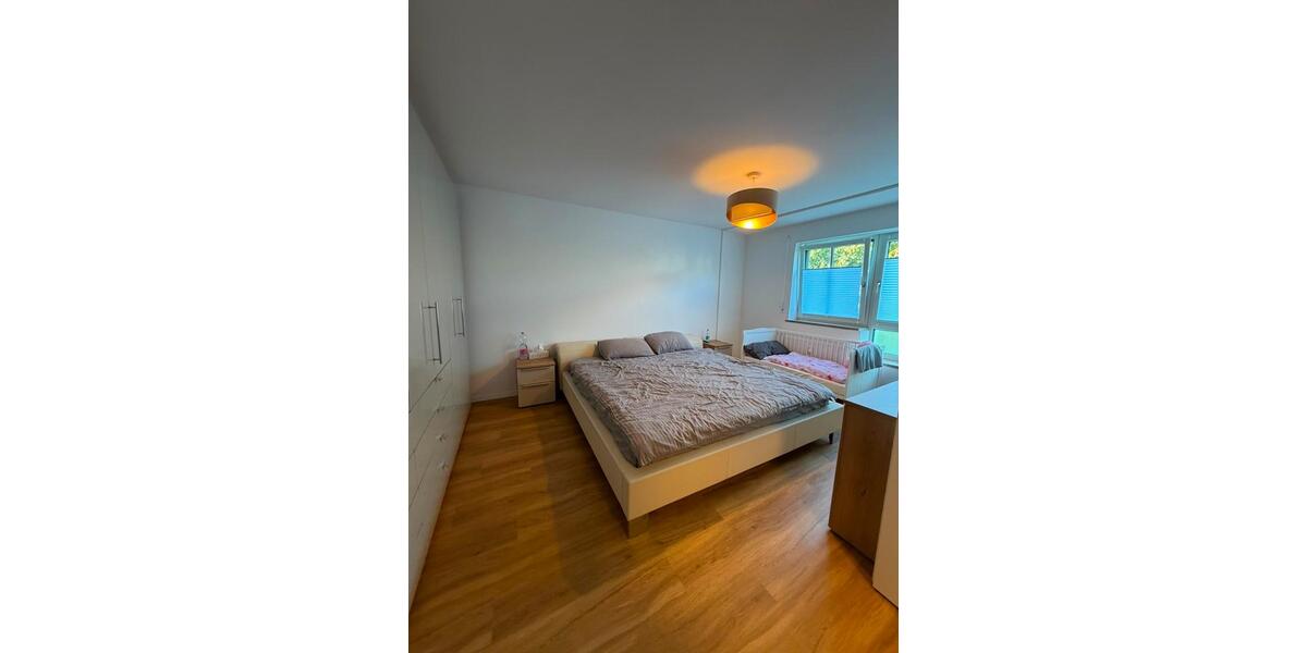 Erdgeschoßwohnung Neutraubling - 3 Zimmer, 86 m&sup2;, 385.000&euro; | Angebot:27271532