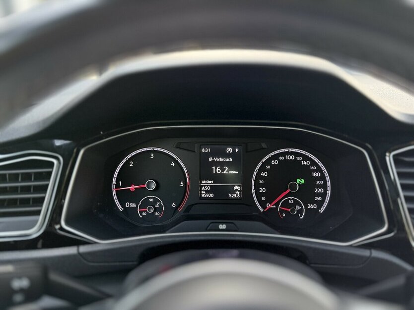 VW T-Roc R-Line 4Motion / CAM / PANO / Standheizung 95.788 km 24.990 € Mönchengladbach 41066