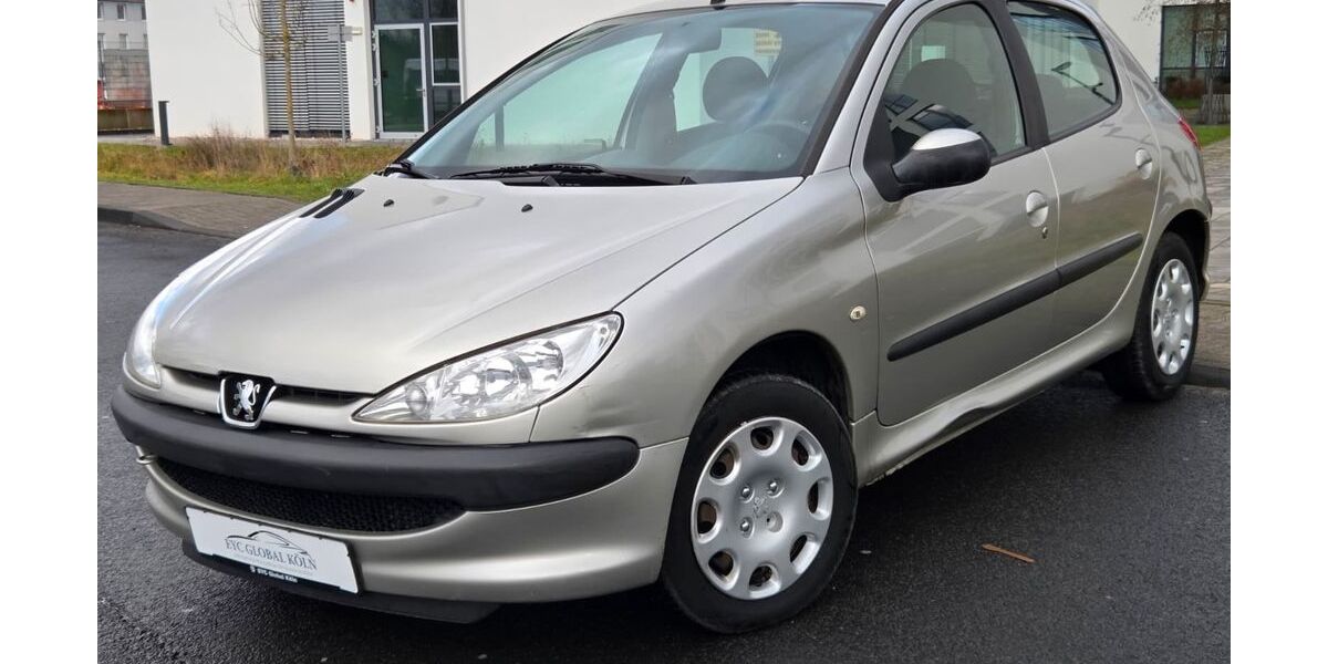 Peugeot 206 100.000 km 1.490 &euro; Köln (Ostheim) 51107
