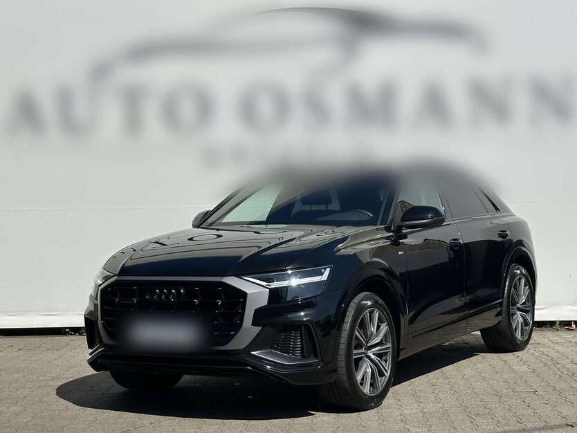 Audi Q8 34.188 km 58.950 € Grünwald 82031