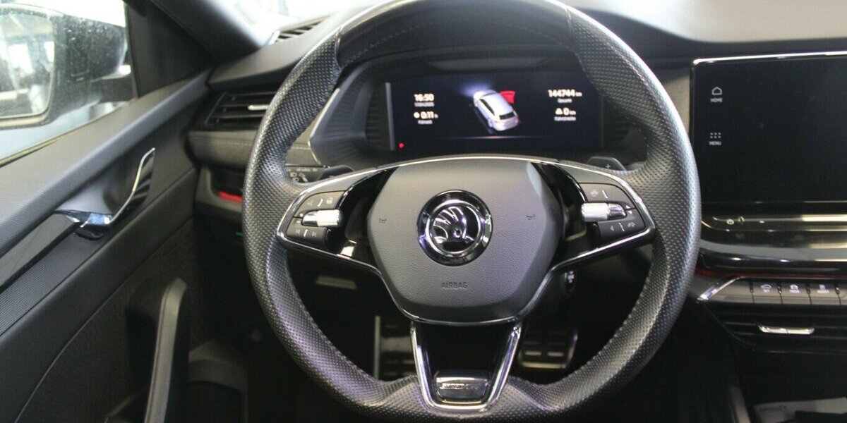 Skoda Octavia 2.0 TDI DSG 4x4 Sportline 144.744 km 17.980 &euro; Euskirchen 53881