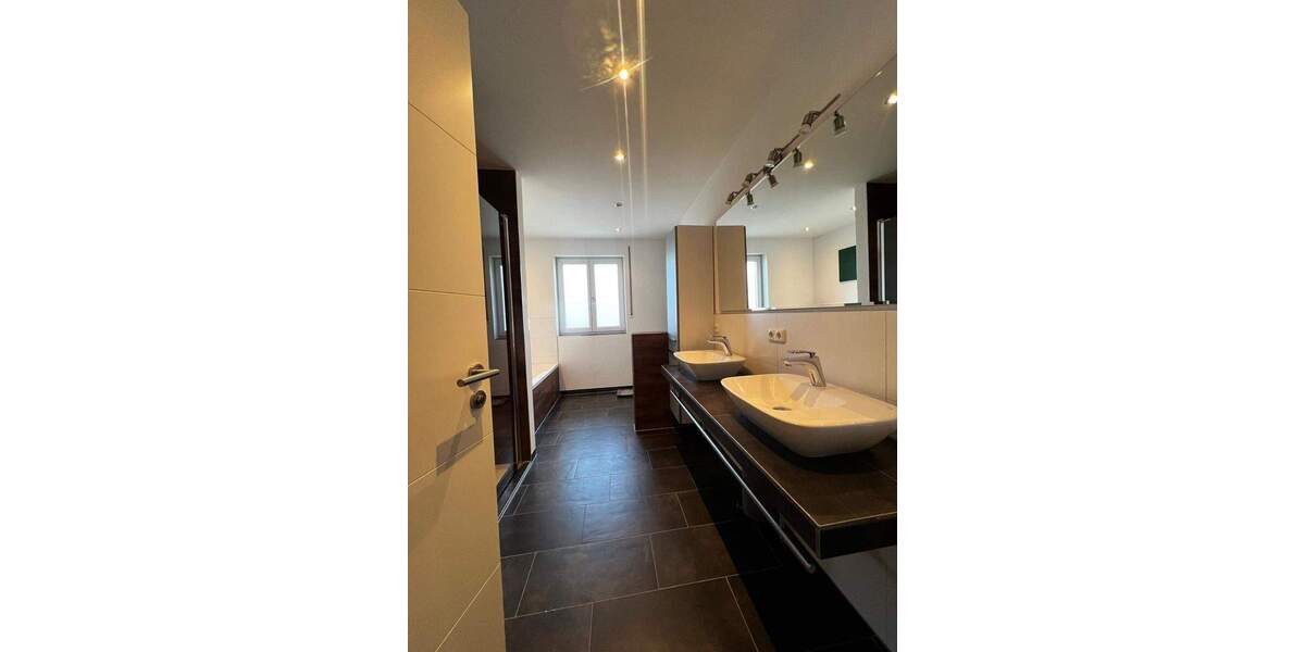 Mehrfamilienhaus, Wohnhaus Bad Birnbach Asenham - 1 Zimmer, 450 m&sup2;, 1.399.000&euro; | Angebot:23125397