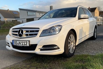 Mercedes-Benz 220 209.877 km 10.449 &euro; Leipzig 04109
