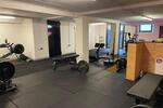 Studio für PT, Crossfit oder auch als Massage-Studio zimmer